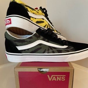 Old Skool Vans Tie Dye Multi Black Men's Size 8.5